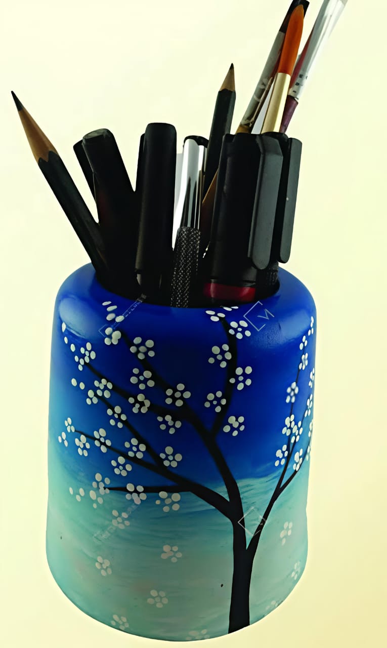 Pen Holder